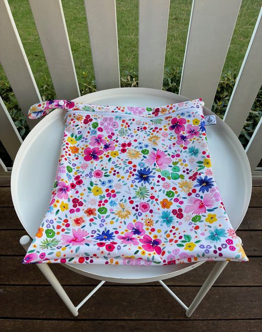 Water-resistant wet bags - Spring Party Confetti Ditsy Floral (Ninola Design)