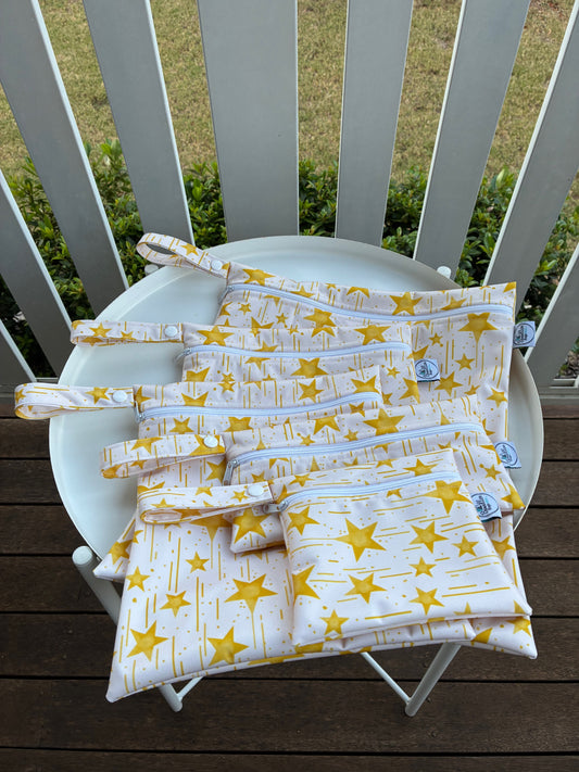 PRE-ORDER Water-resistant wet bags - Vintage Twinkling Stars (Mitalim Designs)