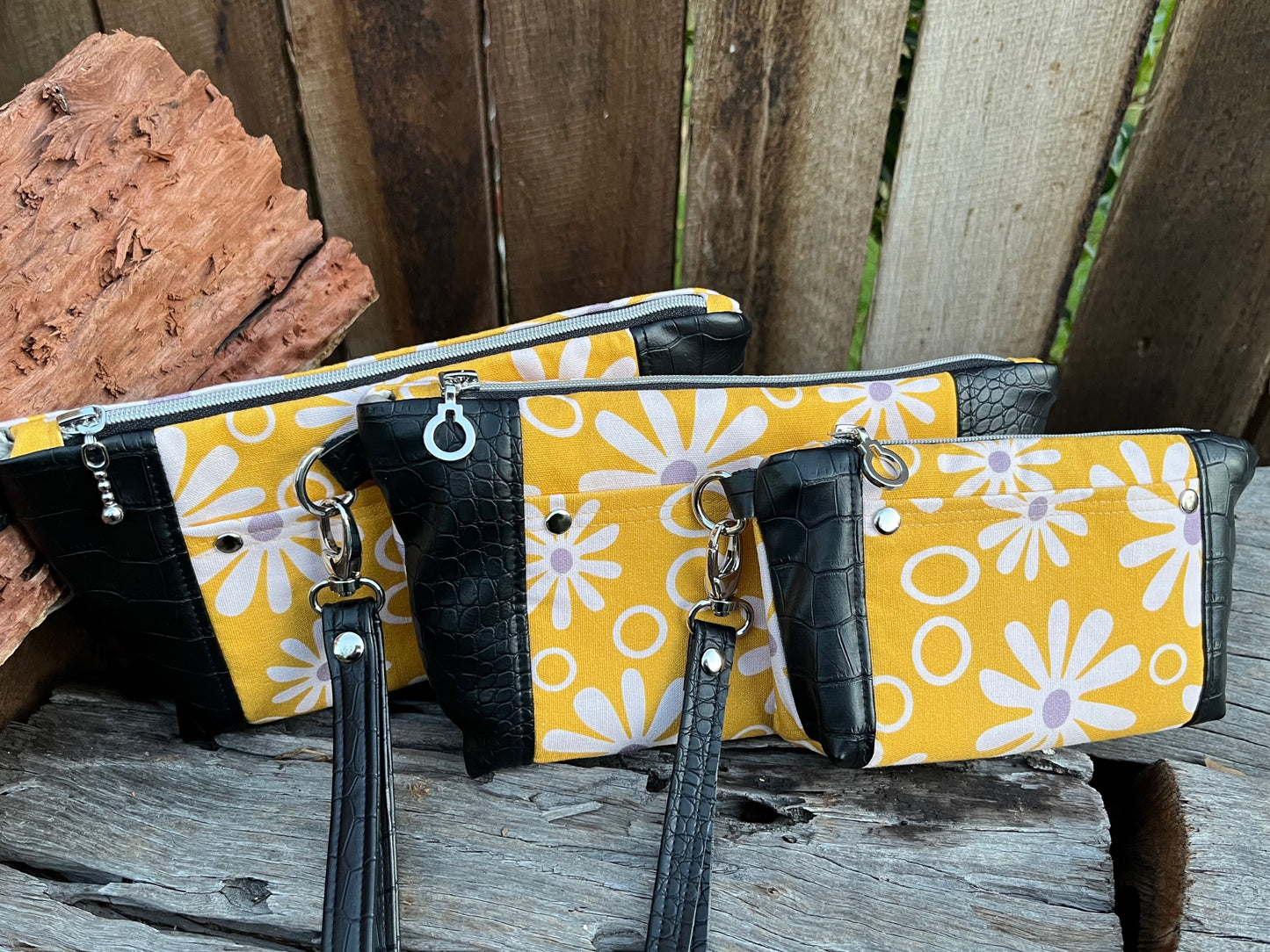 Norfolk Pouch - Funky Daisies Mustard (Anzela Simcock)