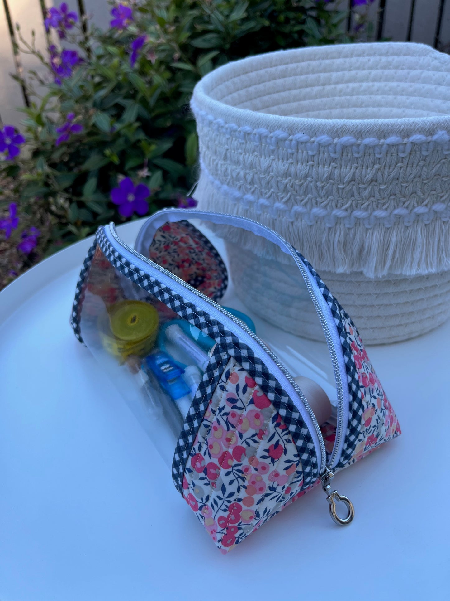 Clearly Trixie pouch - Wiltshire D (Liberty Tana Lawn)