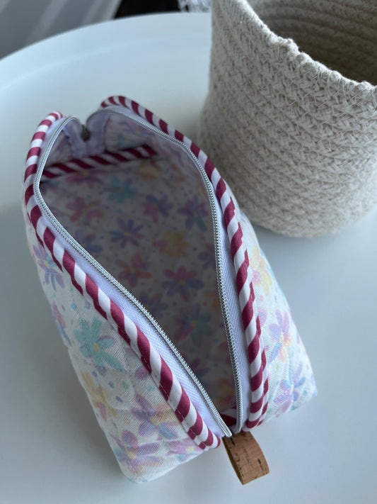 Quilted Trixie Zip Pouch - Adorable Baby Rainbow Daisies (Studio Sunshine)