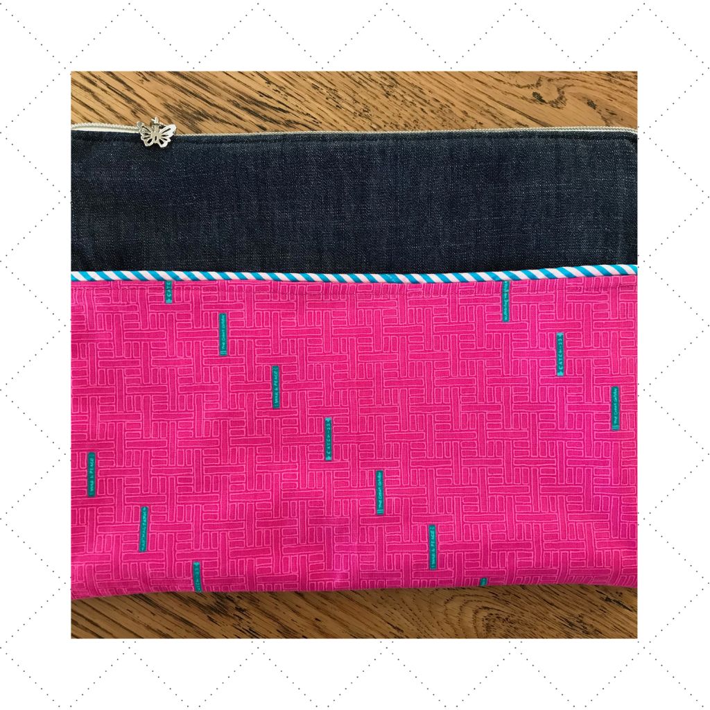 13" Laptop case - Hot Pink