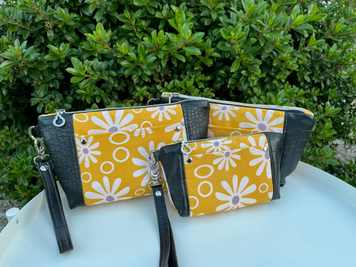 Norfolk Pouch - Funky Daisies Mustard (Anzela Simcock)