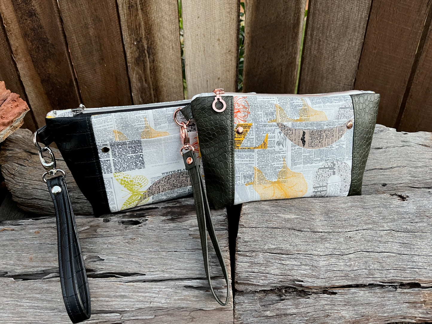 Norfolk Pouch - Filigree Newsprint w/ green
