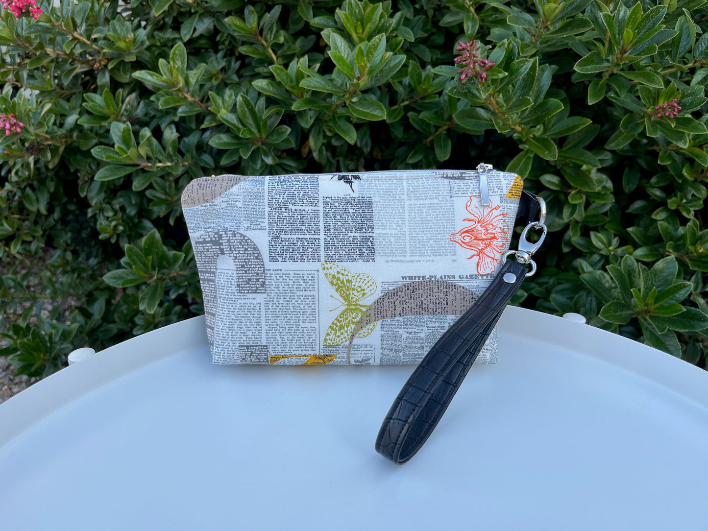 Norfolk Pouch - Filigree Newsprint w/ black