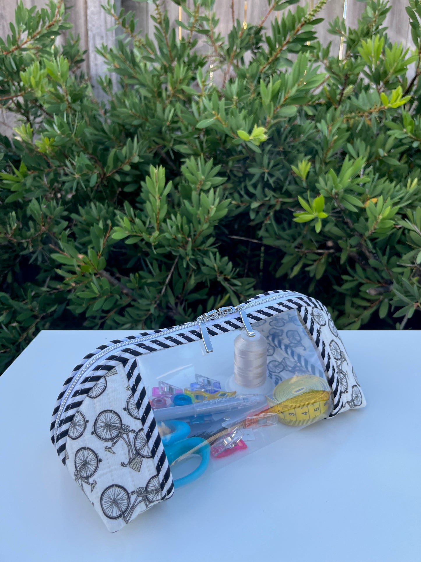 Clearly Trixie pouch - Bicycles