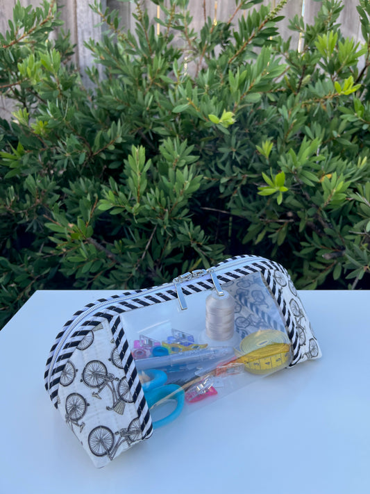 Clearly Trixie pouch - Bicycles