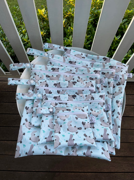 PRE-ORDER Water-resistant wet bags - Platypus (Annette Winter)