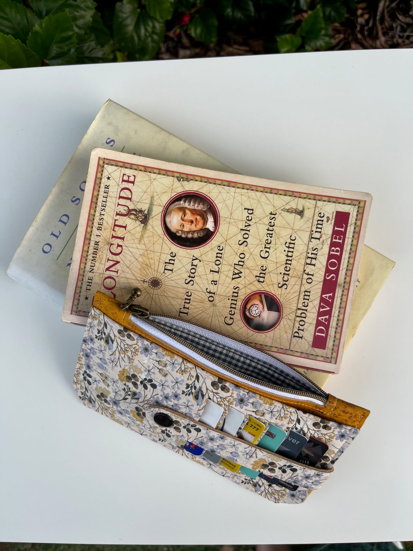 Purse Pal Wallet - Portuguese Cork (White Acorn design coupled with mustard cork)