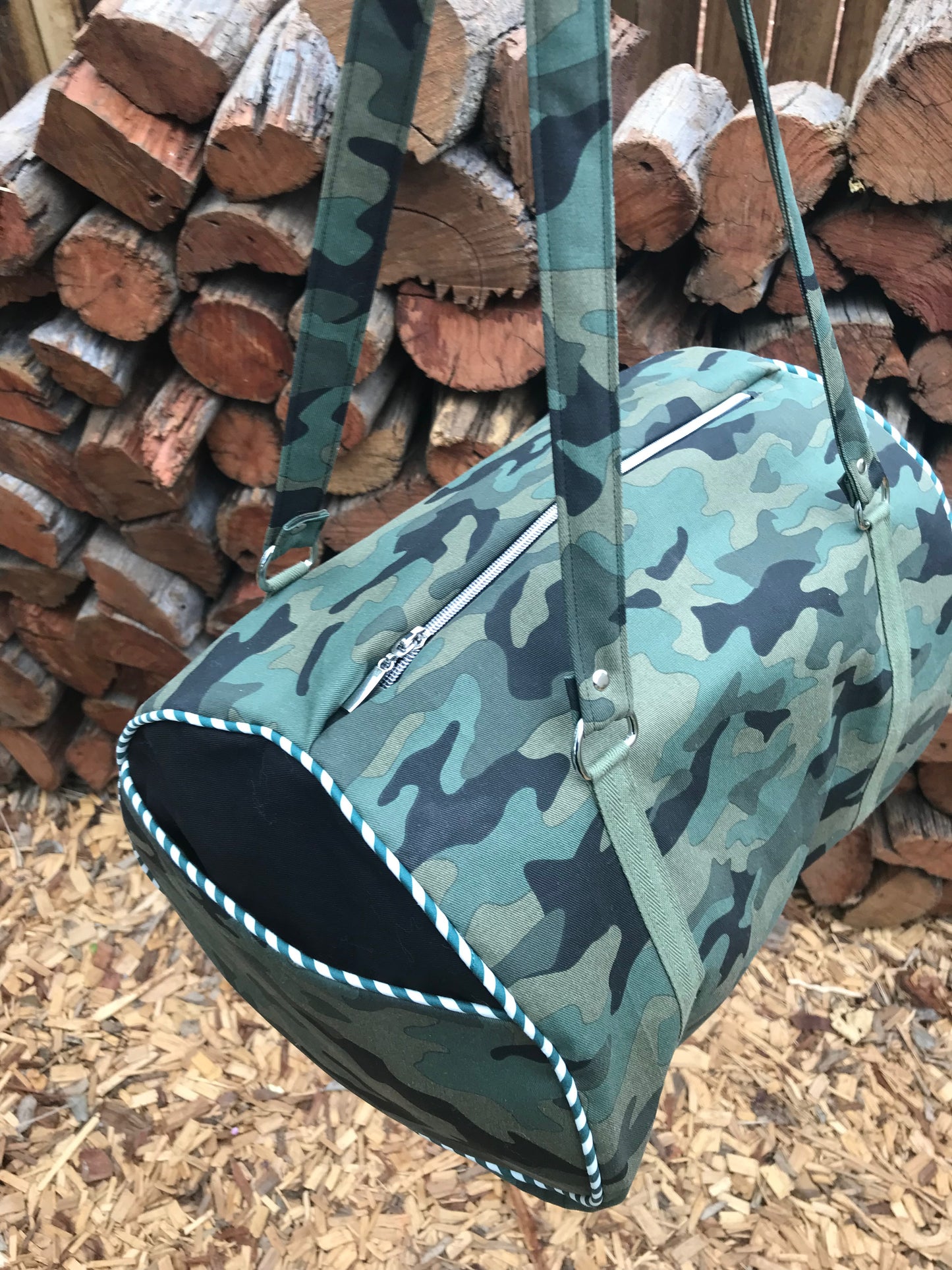 Duffle Bag - Mid Camoflauge