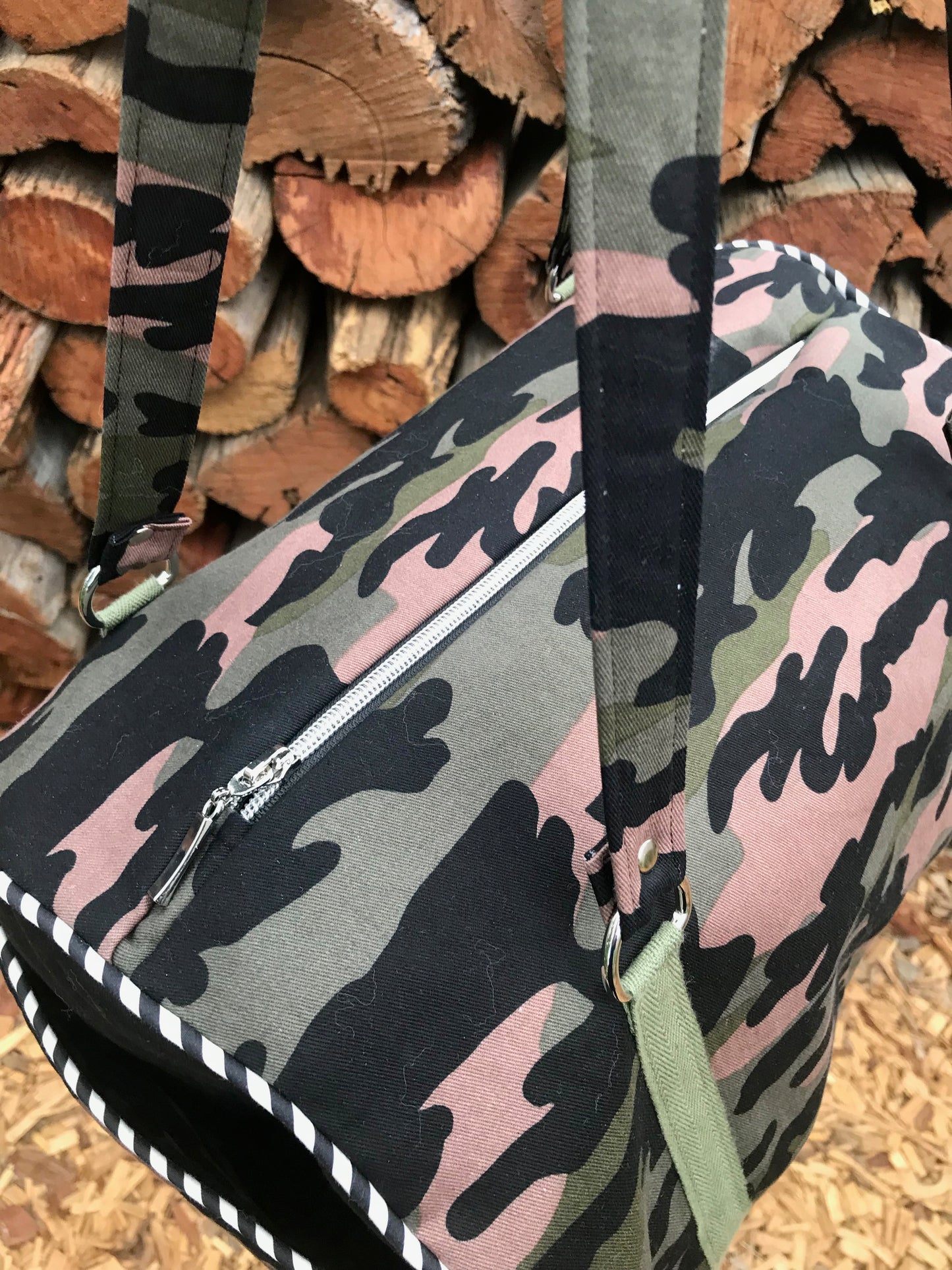 Duffle Bag - Dark Camoflauge