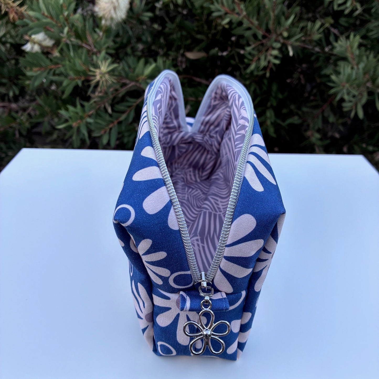 Bilby Pouch - Blue Funky Daisies (Anzela Simcock)