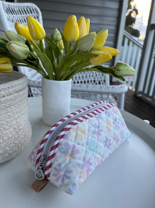 Quilted Trixie Zip Pouch - Adorable Baby Rainbow Daisies (Studio Sunshine)