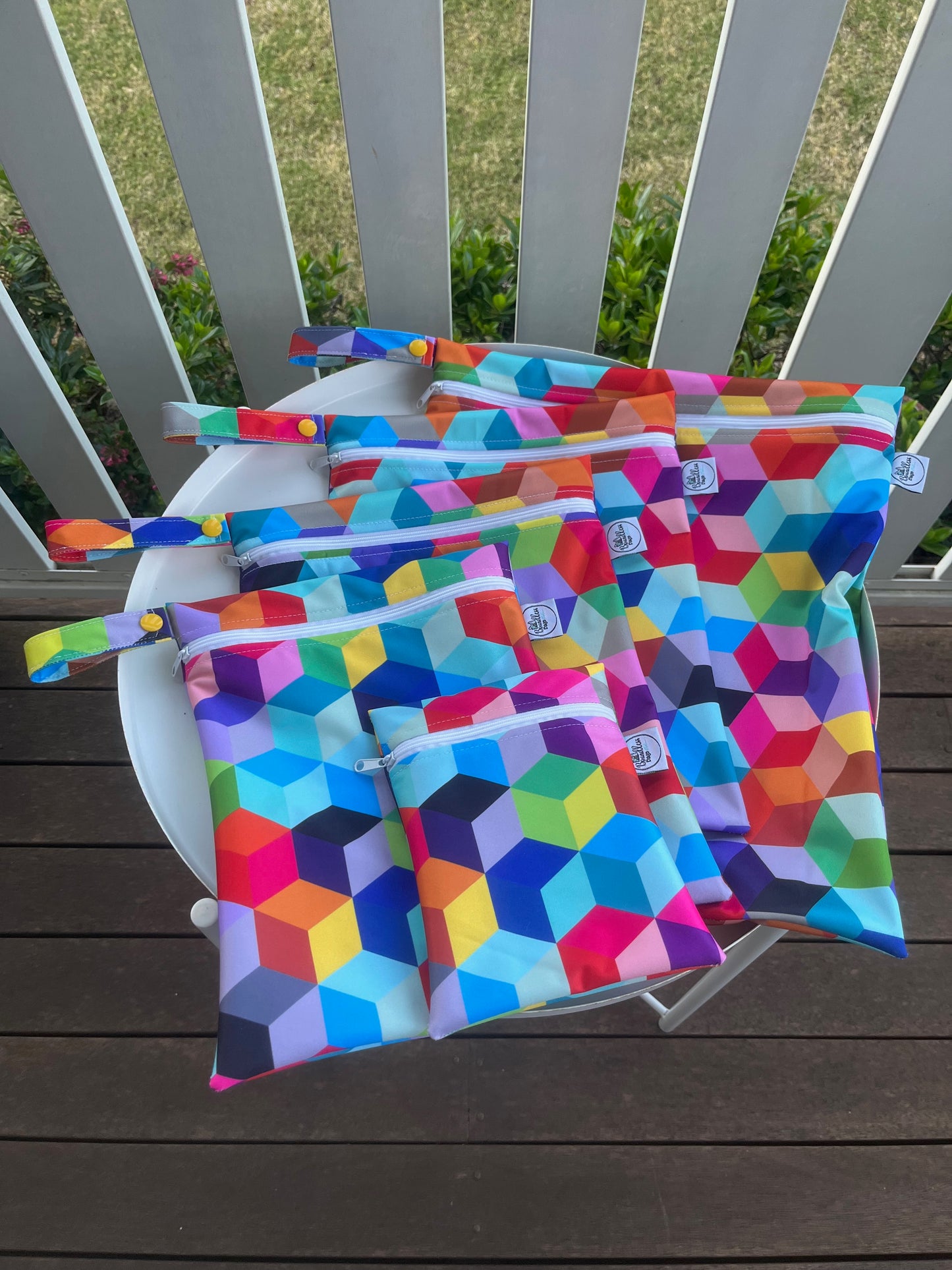 Water-resistant wet bags - Geometric Cubes (Creative Monsoon)