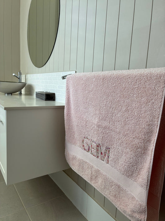 Personalised Bath Towels using Yuwa Live Life Collection for Appliqué
