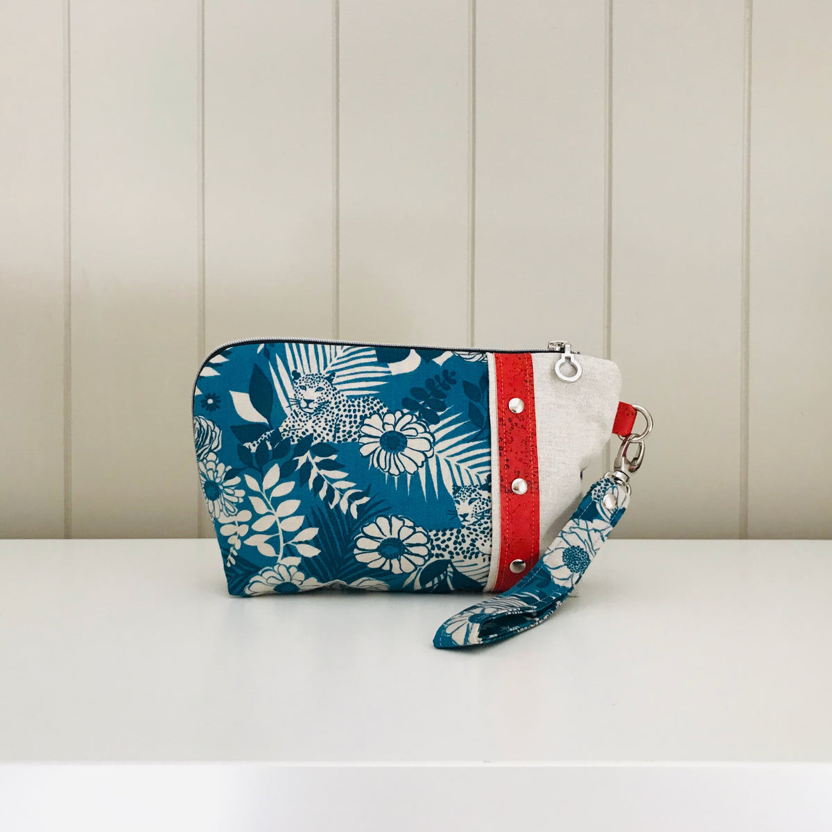 Turnabout Pouch - Verdant Meander Galaxy - Ruby Star Society