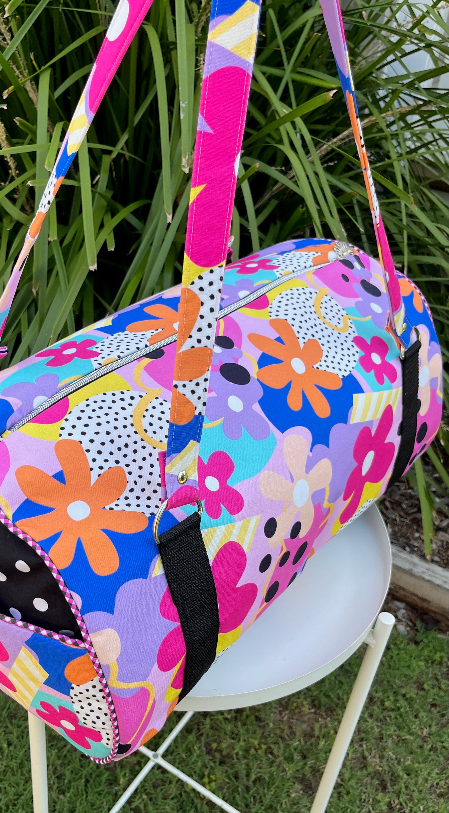 Duffle Bag - Wonder bloom (Wonderland Design Co)