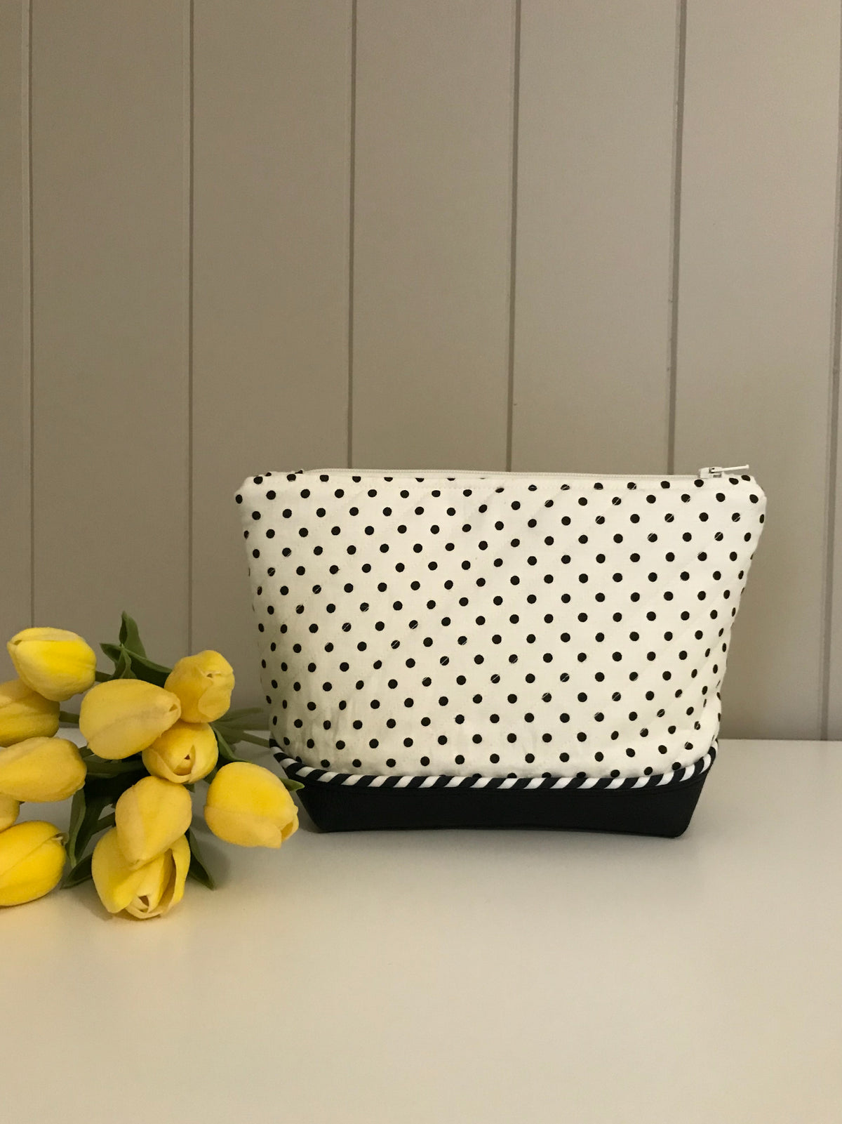 Zen Pouch - Polka Dots on Cream